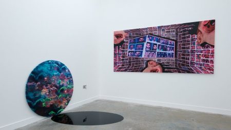 Installation-view_Griffin-Art-Prize-2016_Griffin-Gallery-c-Oliver-Holms-10-960x540